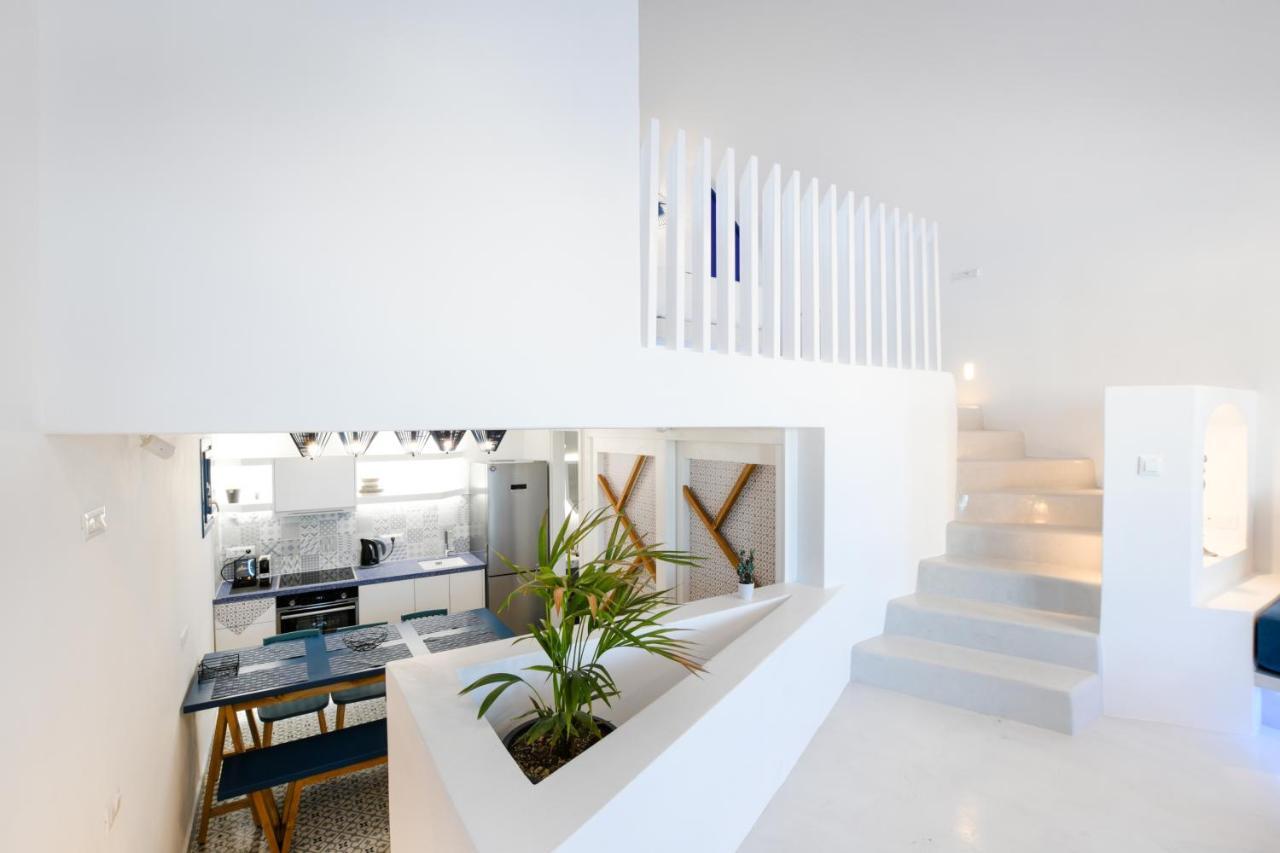 Blue White Residence Монолитос Экстерьер фото